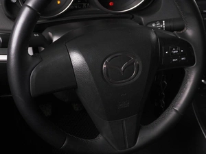 Седан Mazda 3 2013 года, 919000 рублей, Красный Пахарь