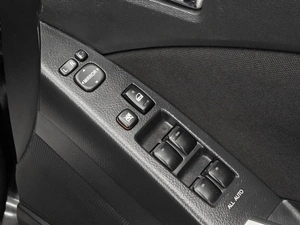 Минивэн Toyota Isis 2012 года, 1270000 рублей, Красноярск