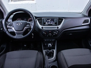 Седан Hyundai Solaris 2018 года, 1049000 рублей, Петрозаводск