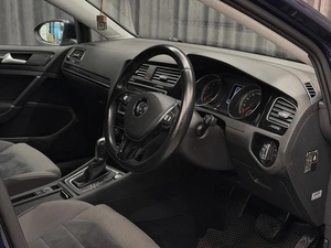 Универсал Volkswagen Golf 2015 года, 1200000 рублей, Красноярск