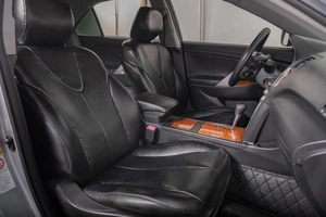 Седан Toyota Camry 2008 года, 1329000 рублей, Томск