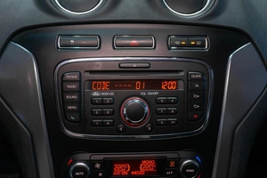 Седан Ford Mondeo 2012 года, 949000 рублей, Петрозаводск