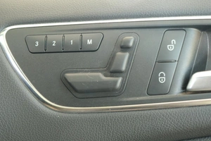 Хетчбэк Mercedes-benz B-класс 2012 года, 1299000 рублей, Омск