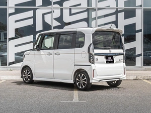 Хетчбэк Honda N-BOX 2018 года, 950000 рублей, Краснодар