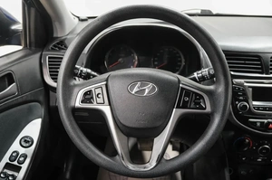 Седан Hyundai Solaris 2016 года, 689000 рублей, Новокузнецк