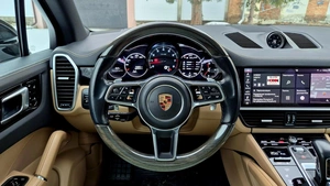 Внедорожник Porsche Cayenne 2018 года, 7450000 рублей, Красноярск