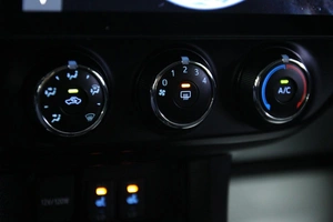 Седан Toyota Corolla 2014 года, 1478000 рублей, Солонцы