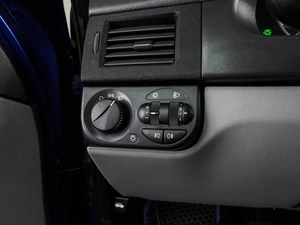 Хетчбэк ВАЗ (LADA) Priora 2013 года, 549000 рублей, Воронеж