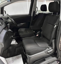 Минивэн Toyota Isis 2012 года, 1297000 рублей, Красноярск