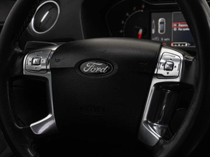 Седан Ford Mondeo 2012 года, 779000 рублей, Тюмень