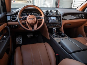 Внедорожник Bentley Bentayga 2019 года, 13300000 рублей, Краснодар