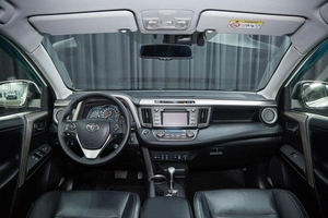 Внедорожник Toyota RAV4 2012 года, 2147000 рублей, Красноярск