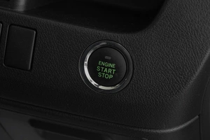 Минивэн Toyota Voxy 2013 года, 2069000 рублей, Кемерово