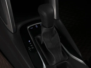 Внедорожник Toyota Corolla Cross 2022 года, 3074000 рублей, Омск
