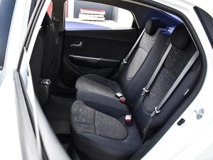 Седан Kia Rio 2013 года, 1055000 рублей, Краснодар