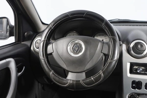Хетчбэк Renault Sandero 2013 года, 699000 рублей, Новосибирск
