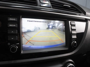 Седан Kia Rio 2020 года, 1450000 рублей, Омск