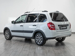 Универсал ВАЗ (LADA) Granta Cross 2023 года, 949000 рублей, Саратов