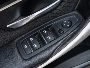 Седан BMW 3 серия 2016 года, 2800000 рублей, Краснодар