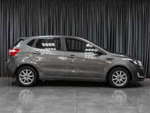 Хетчбэк Kia Rio 2013 года, 899000 рублей, Тюмень