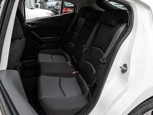 Хетчбэк Mazda Axela 2016 года, 1400000 рублей, Краснодар