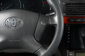 Седан Toyota Avensis 2006 года, 759000 рублей, Тюмень
