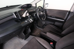 Минивэн Honda Freed 2012 года, 1249000 рублей, Пермь