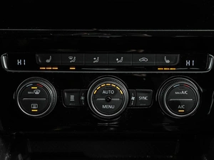 Седан Volkswagen Passat 2020 года, 2449000 рублей, Кирилловка