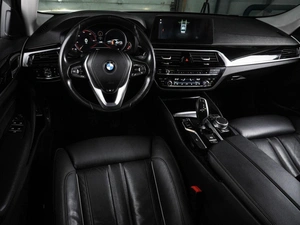 Седан BMW 5 серия 2017 года, 2998000 рублей, Воронеж