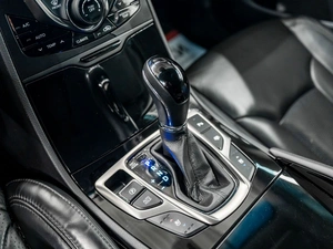 Седан Hyundai Grandeur 2013 года, 1680000 рублей, Красноярск