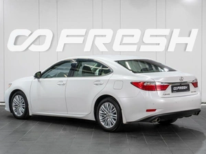 Седан Lexus ES 2014 года, 2379000 рублей, Сургут