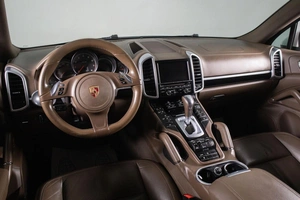 Внедорожник Porsche Cayenne 2014 года, 3619000 рублей, Сургут