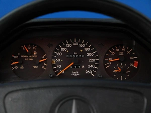 Седан Mercedes-benz E-класс 1993 года, 5350000 рублей, Москва