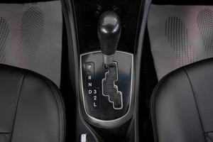 Седан Hyundai Solaris 2011 года, 749000 рублей, Кемерово