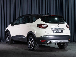 Внедорожник Renault Kaptur 2018 года, 1678000 рублей, Волгоград