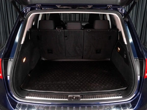 Внедорожник Volkswagen Touareg 2012 года, 1999000 рублей, Тюмень