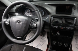 Седан ВАЗ (LADA) Priora 2015 года, 639000 рублей, Оренбург