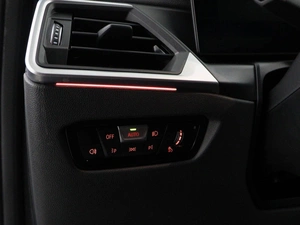 Седан BMW 3 серия 2023 года, 5585888 рублей, Москва