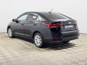 Седан Hyundai Solaris 2019 года, 1098900 рублей, Казань