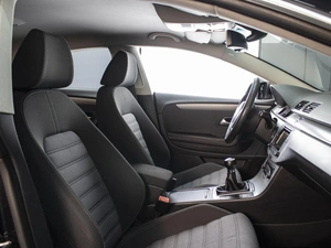 Седан Volkswagen Passat CC 2011 года, 1050000 рублей, Омск