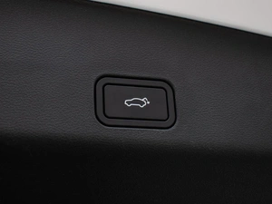 Внедорожник Geely Monjaro 2024 года, 3930000 рублей, Краснодар