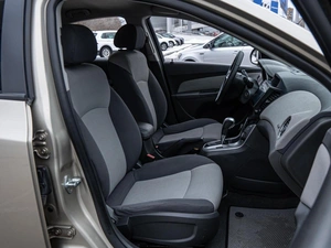 Седан Chevrolet Cruze 2010 года, 770000 рублей, Волгоград