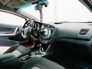 Хетчбэк Kia Ceed 2017 года, 1520000 рублей, Красноярск
