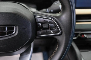 Внедорожник Geely Monjaro 2023 года, 3199000 рублей, Новокузнецк