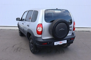 Внедорожник Chevrolet Niva 2020 года, 820000 рублей, Брянск