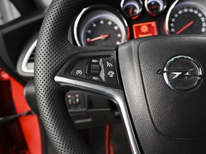 Хетчбэк Opel Astra 2012 года, 989000 рублей, Ставрополь