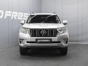 Внедорожник Toyota Land Cruiser Prado 2021 года, 4982000 рублей, Омск