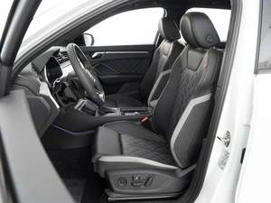 Внедорожник Audi Q3 2025 года, 4949050 рублей, Москва