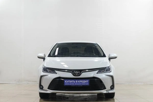Седан Toyota Corolla 2019 года, 1949000 рублей, Новокузнецк