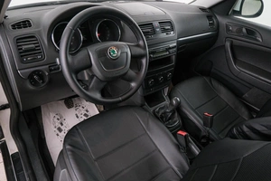 Внедорожник Skoda Yeti 2011 года, 1199000 рублей, Красноярск